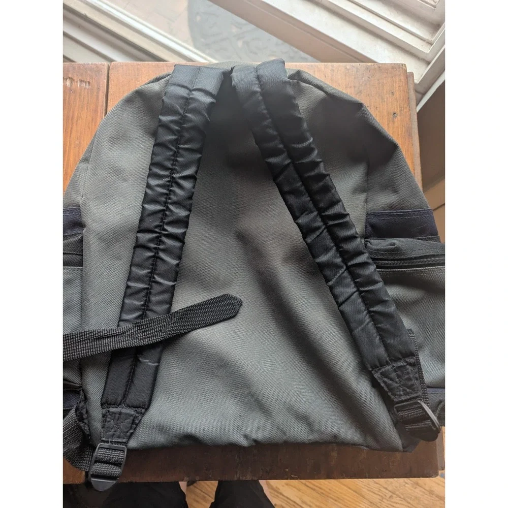 Vintage Eastport Backpack Forrest Green Nylon‎ Tan Suede Trim Zip 5 Pockets